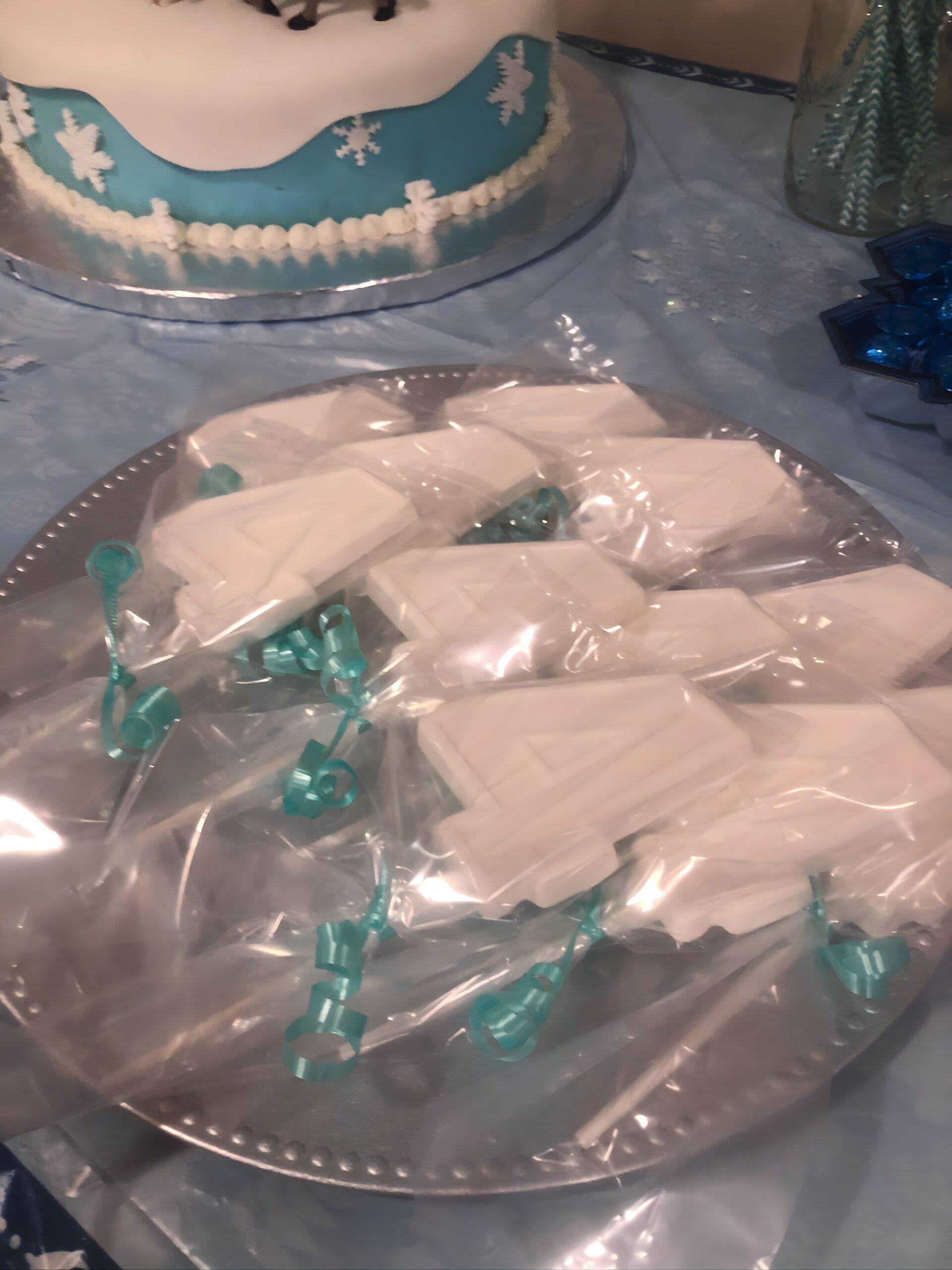 Let It Go A Frozen Themed Birthday Party We Like To Party Plan