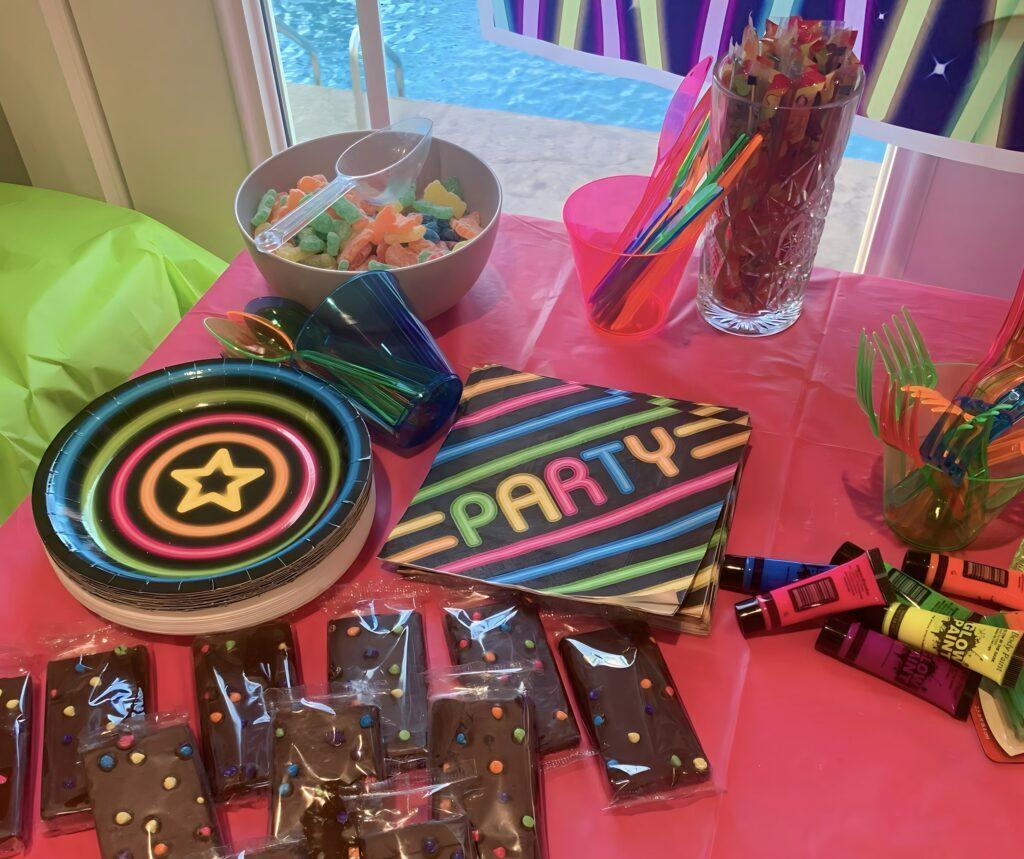 Glow in the Dark Themed Birthday Party - We Like To Party Plan